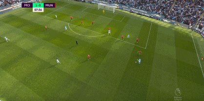 1664716220998083402.gif 曼市08.gif