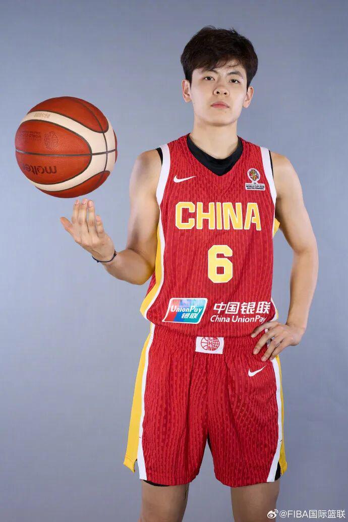 乐鱼官方网站-24岁杨舒予接任中国女篮队长，今晚将带队冲击世界杯